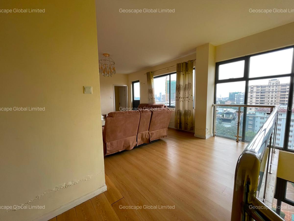 5 Bed Apartment with En Suite in Brookside - 19