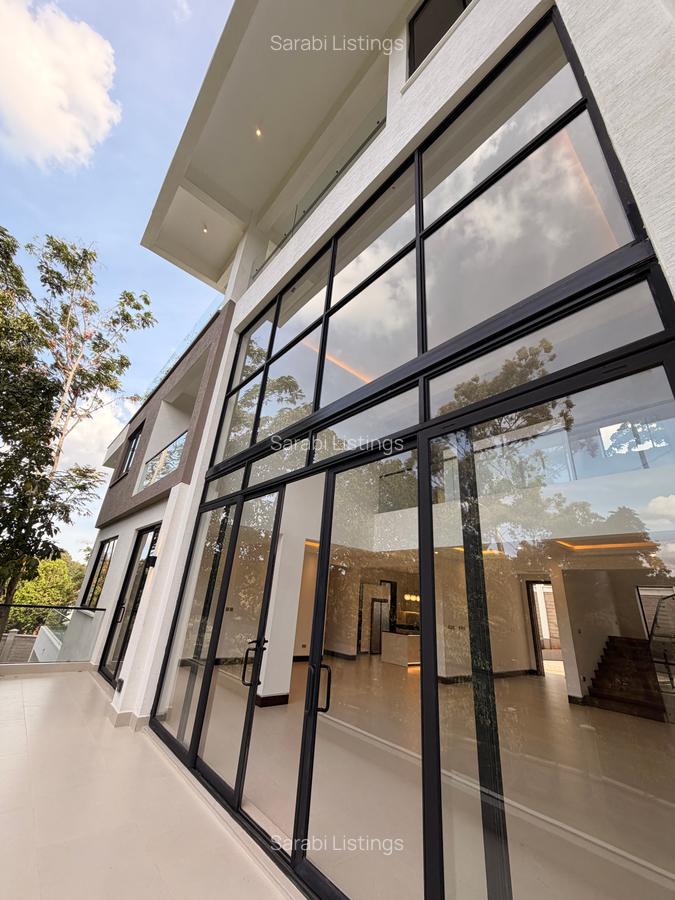 5 Bed Townhouse with En Suite in Kitisuru - 16