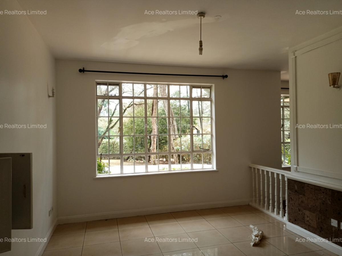 5 Bed Townhouse with En Suite at Karen - 8