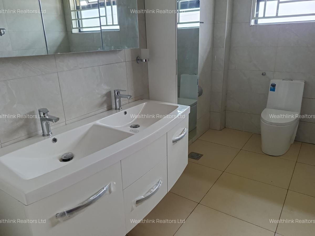 4 Bed Townhouse with En Suite at Impala Paradise - 8