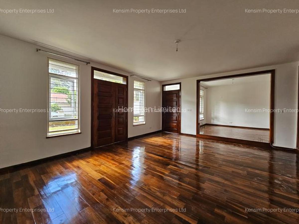 5 Bed Townhouse with En Suite in Lavington - 13