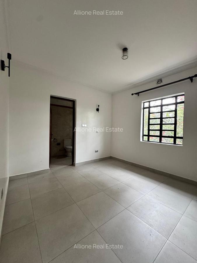 5 Bed Townhouse at Near Galleria Mall - 14