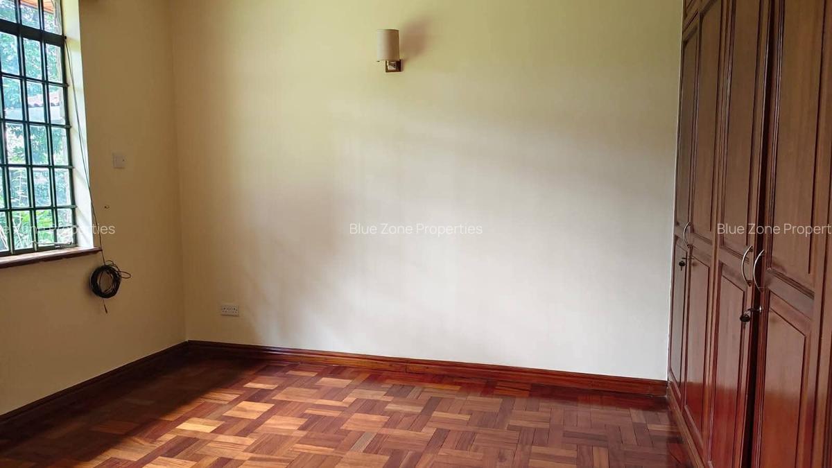 5 Bed House with En Suite at Nyari Central - 7
