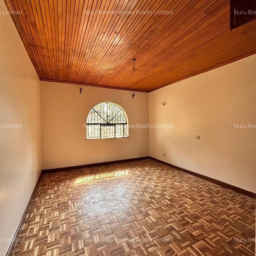 4 Bed Townhouse with En Suite in Westlands Area - 14