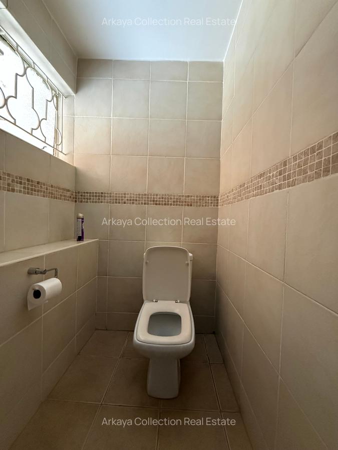 5 Bed House with En Suite in Gigiri - 12