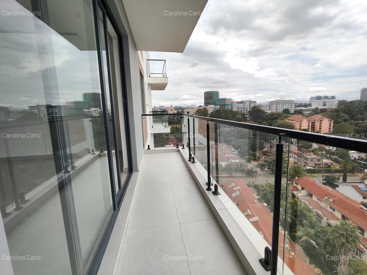 3 Bed Apartment with En Suite at Brookside Drive - 9