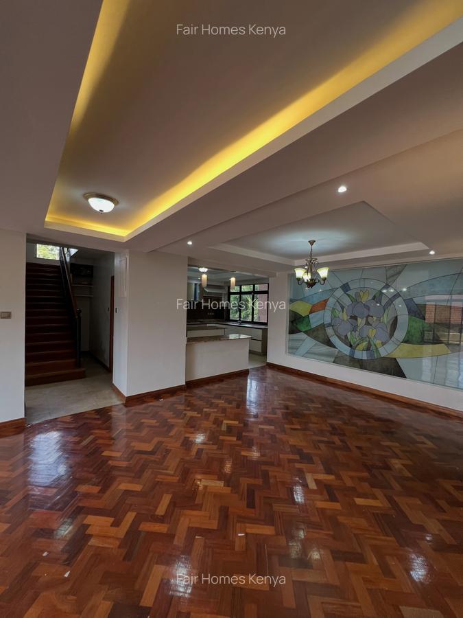 4 Bed Apartment with En Suite at Riverside Drive - 3