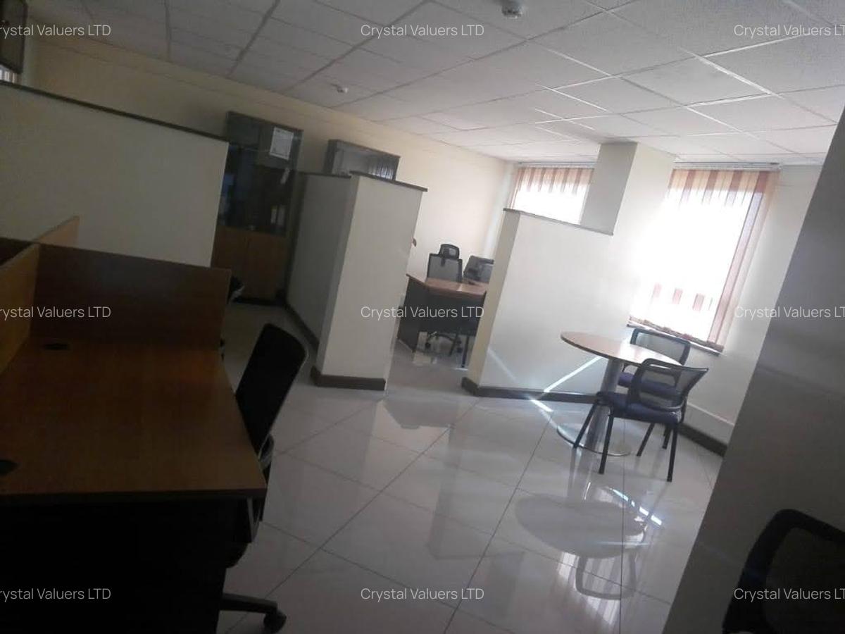 633 ft² Office with Service Charge Included at Kcdf House - 4