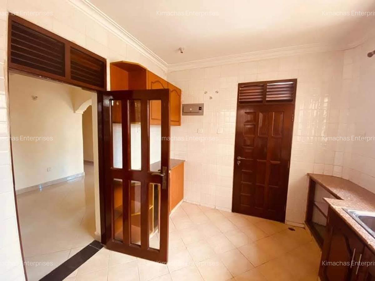 3 Bed Apartment with Swimming Pool at Links Road - 9