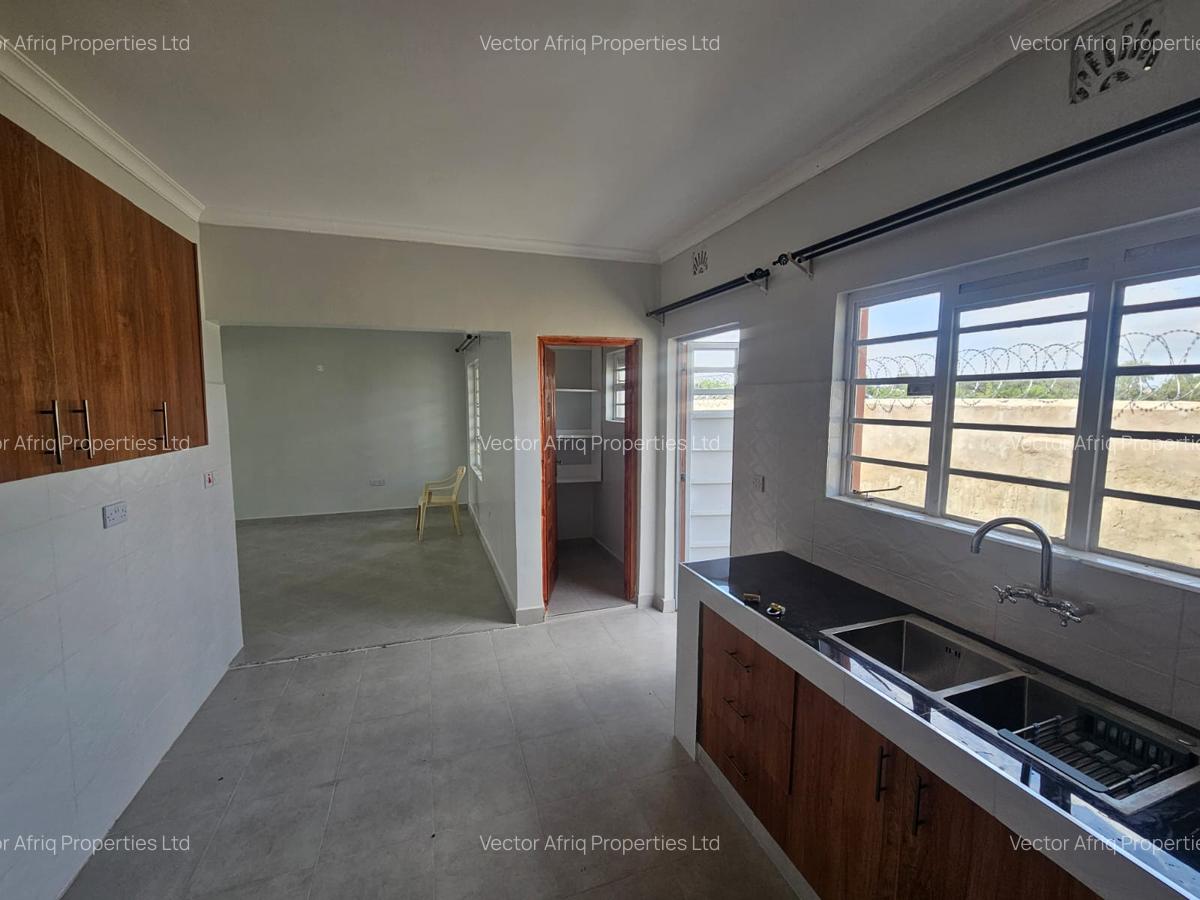 4 Bed House with En Suite in Kitengela - 11