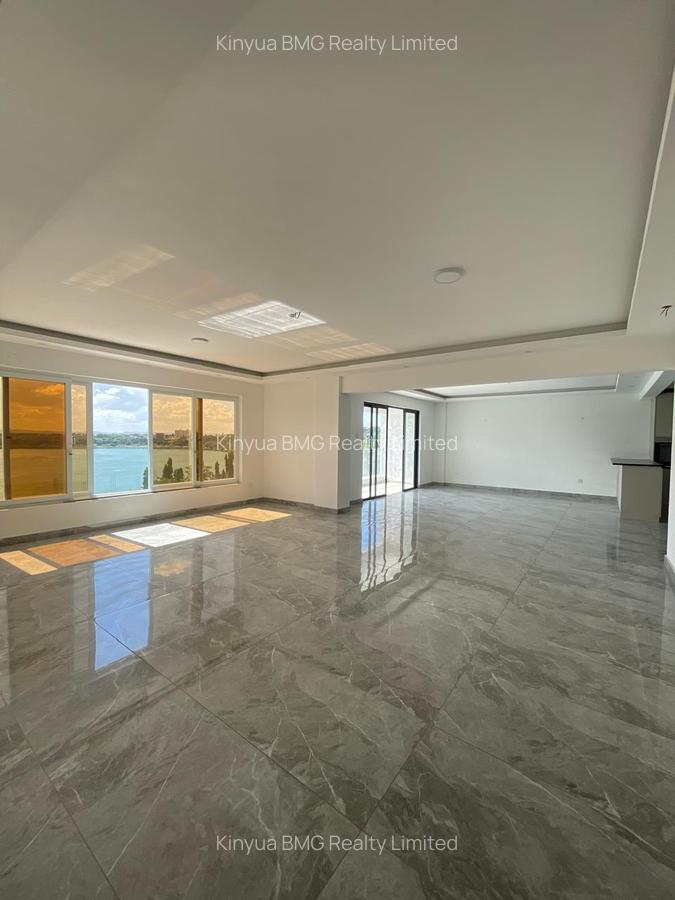Serviced 3 Bed Apartment with En Suite in Nyali Area - 4