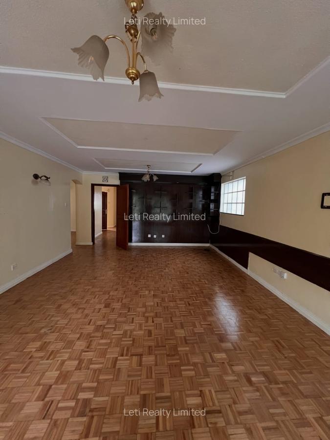 4 Bed Townhouse with En Suite in Lavington - 8
