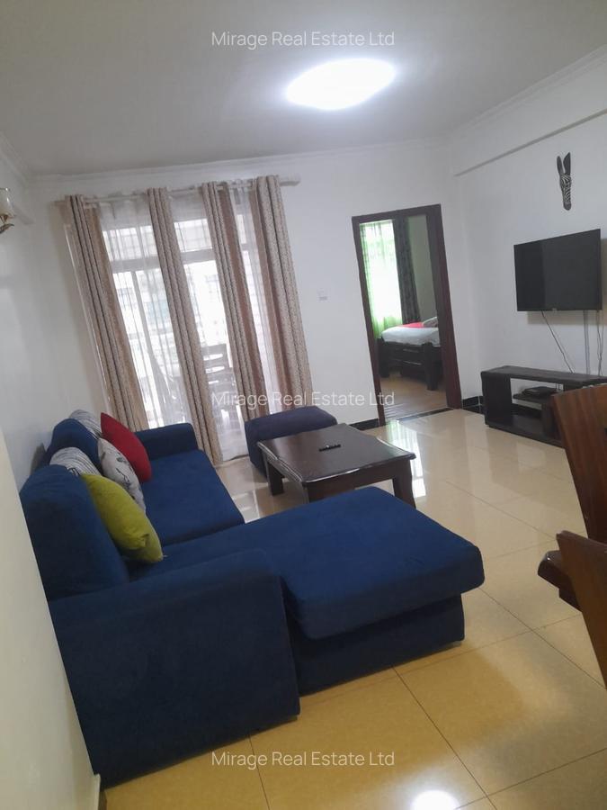Serviced 2 Bed Apartment with Borehole in Kilimani - 8