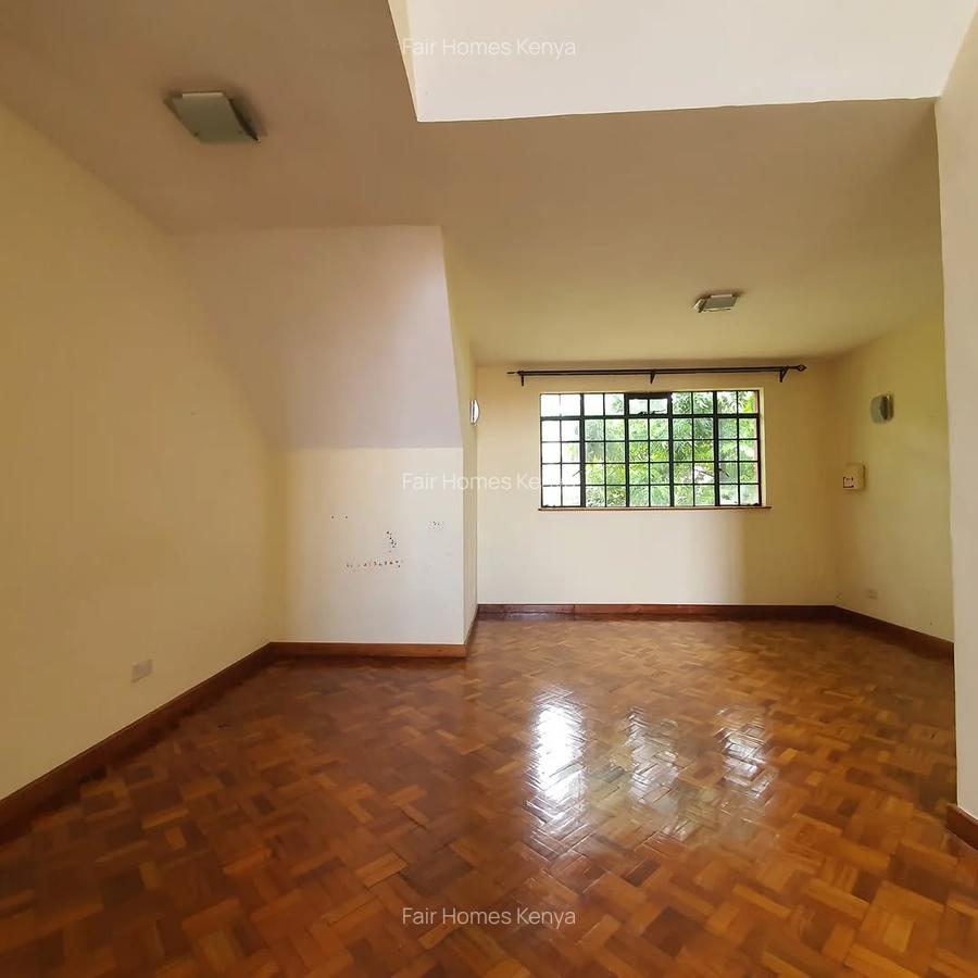 4 Bed Townhouse with En Suite at Chalbi Drive - 4