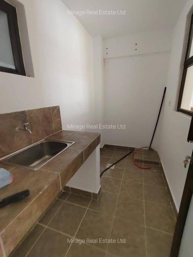 2 Bed Apartment with Swimming Pool in Kilimani - 6