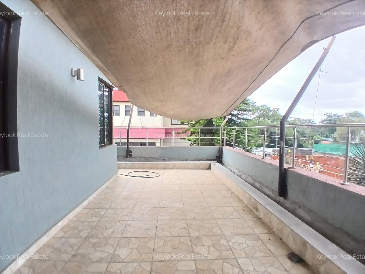 5 Bed Townhouse with En Suite at Convent Drive - 5