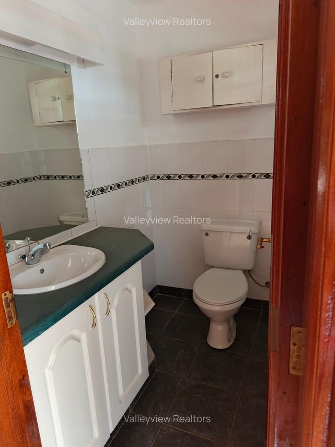 2 Bed Townhouse with En Suite at Kileleshwa - 11