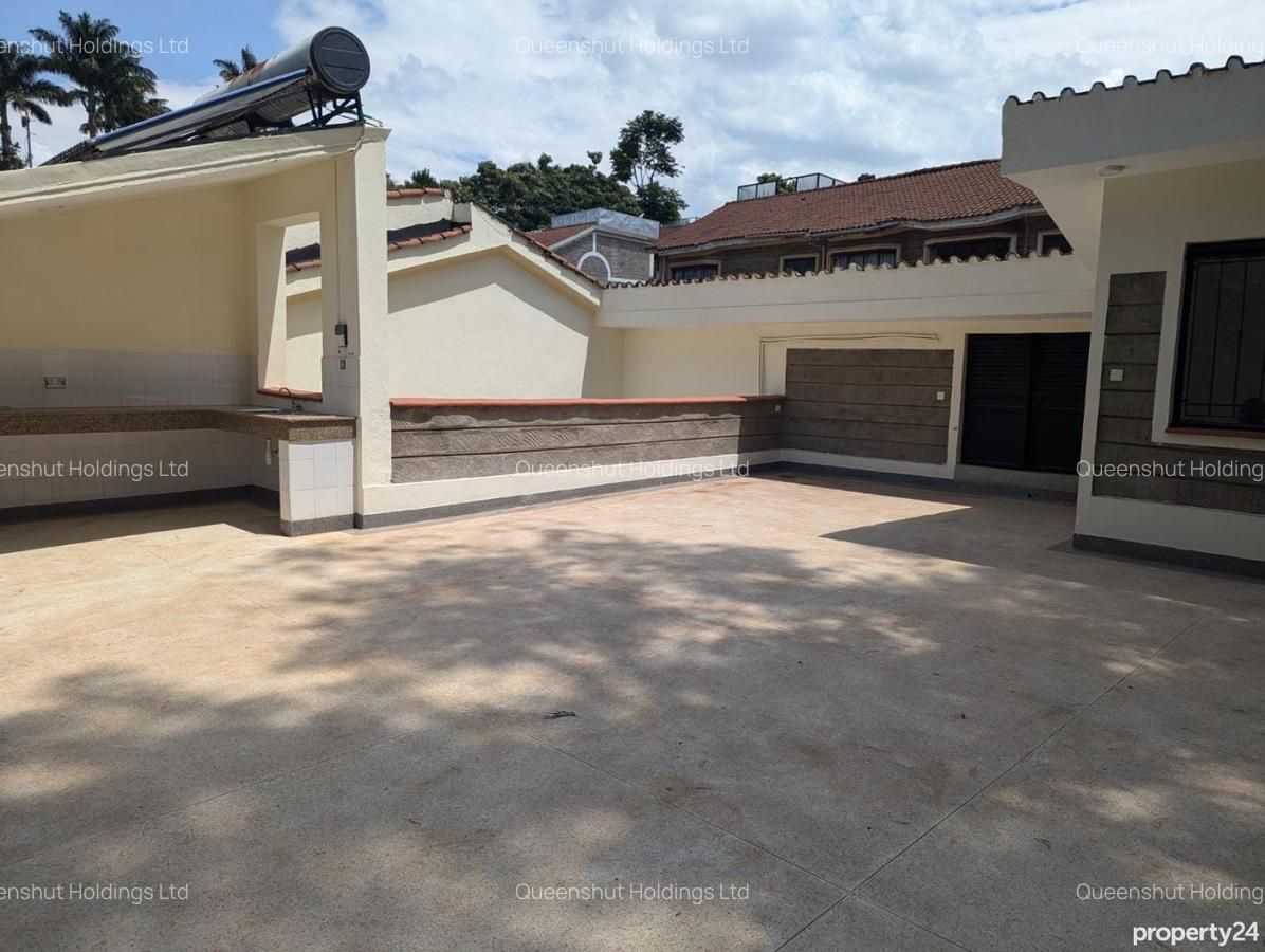 4 Bed Townhouse with En Suite in Westlands Area - 8