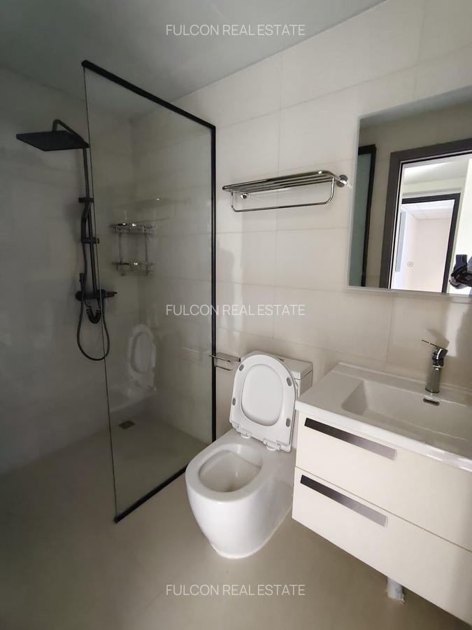 2 Bed Apartment with En Suite in Westlands Area - 16