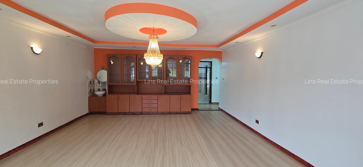 5 Bed House with En Suite in Runda - 19