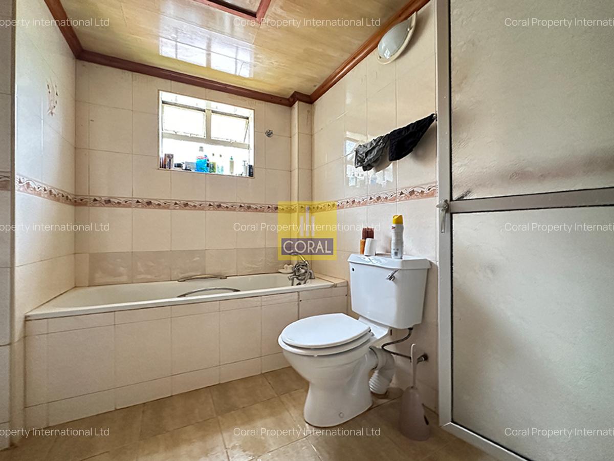 4 Bed Townhouse in Lavington - 16