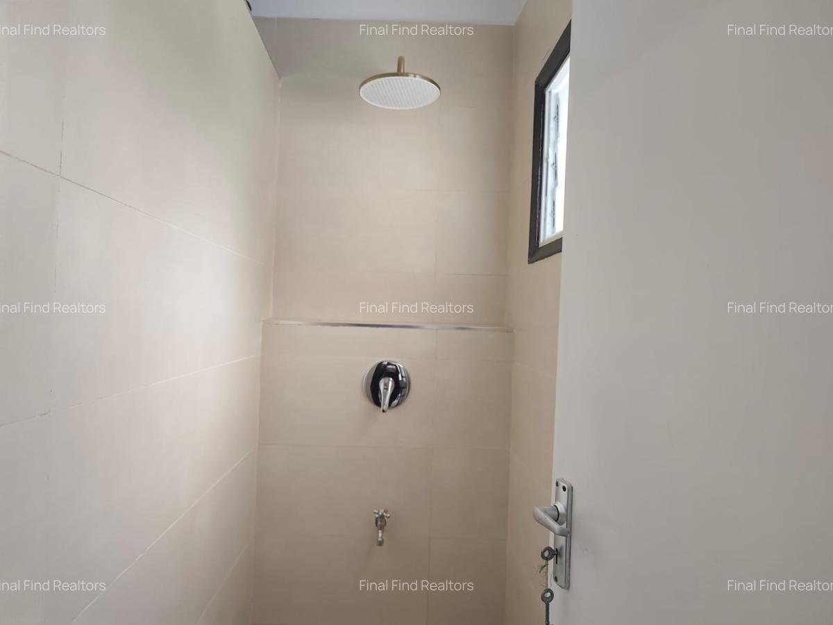3 Bed Townhouse with En Suite in Brookside - 16