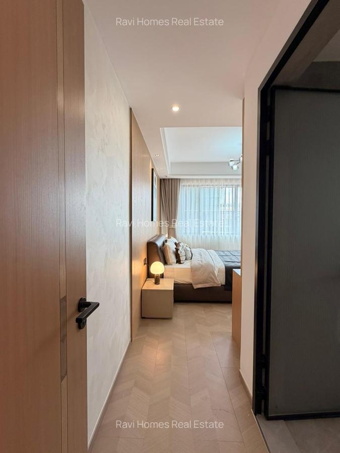 1 Bed Apartment with Swimming Pool in Riverside - 3
