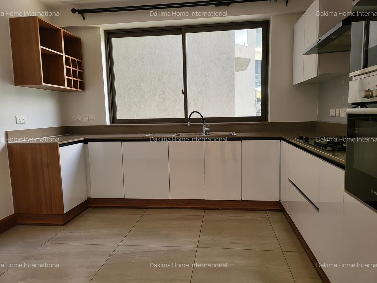 3 Bed Apartment with En Suite in Rhapta Road - 2