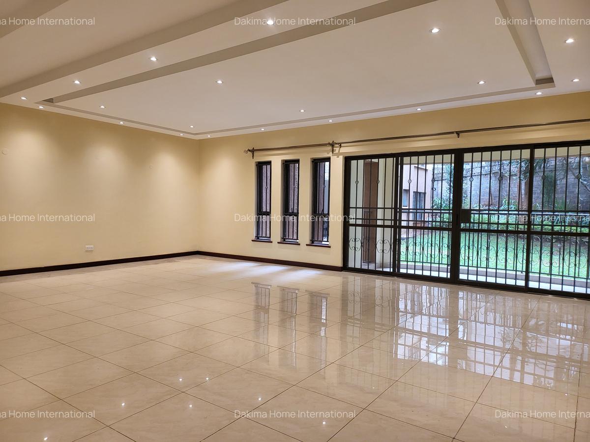 4 Bed Apartment with En Suite in General Mathenge - 6