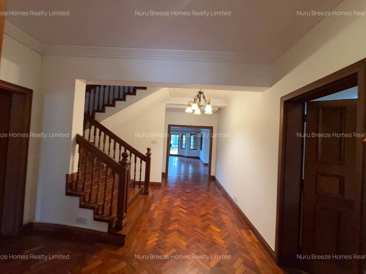 5 Bed Townhouse with En Suite in Runda - 5