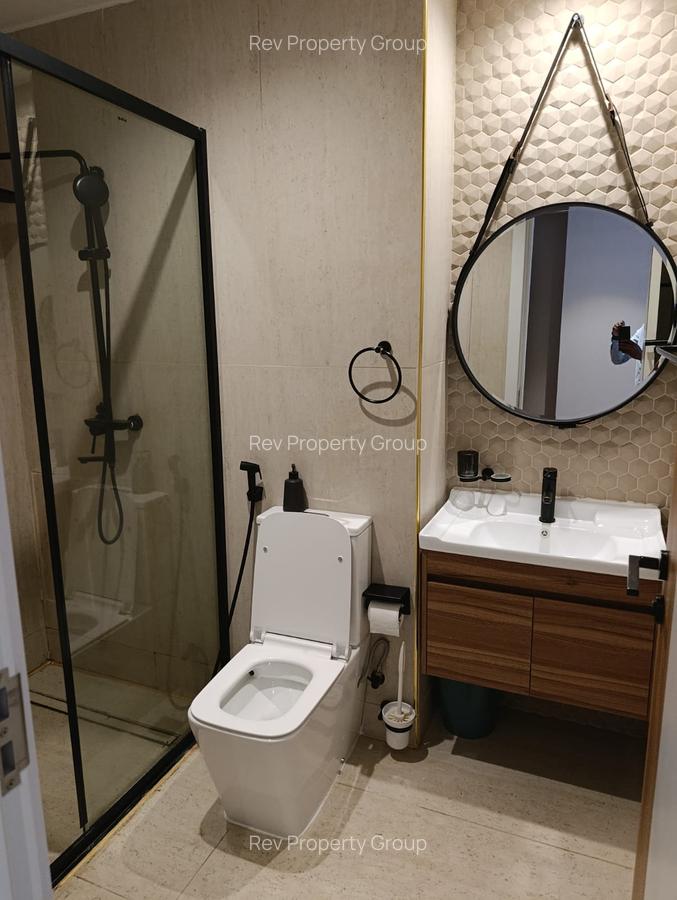 Serviced 3 Bed Apartment with En Suite in Brookside - 10