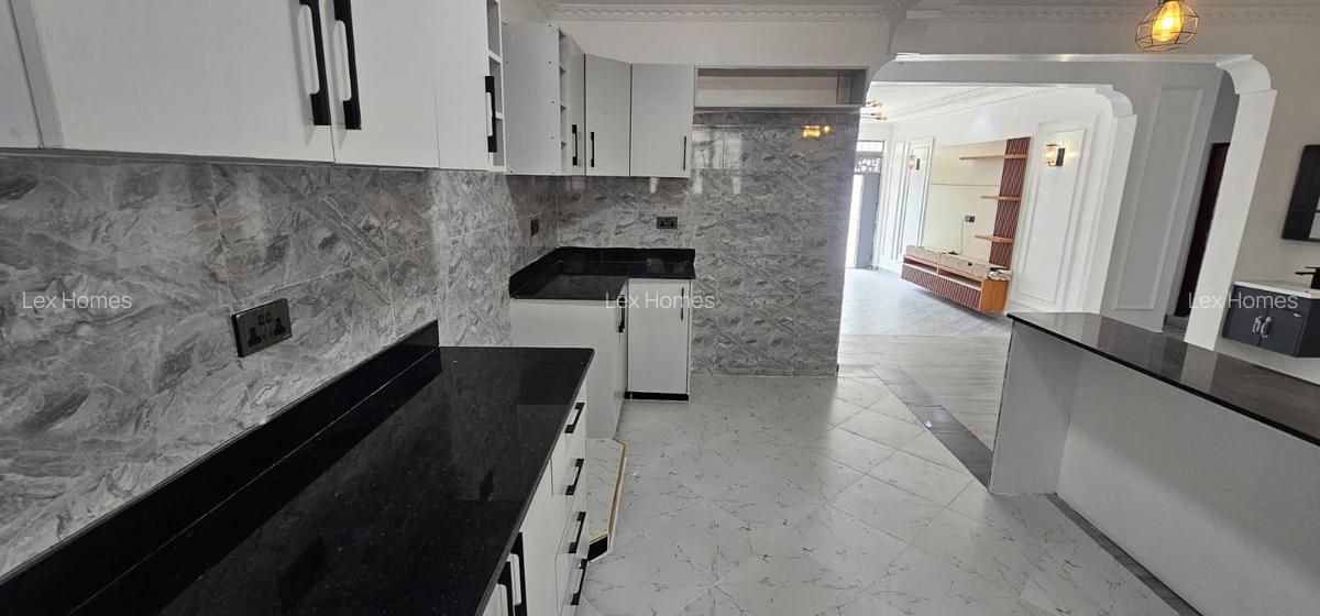 4 Bed House with En Suite at Rimpa - 9