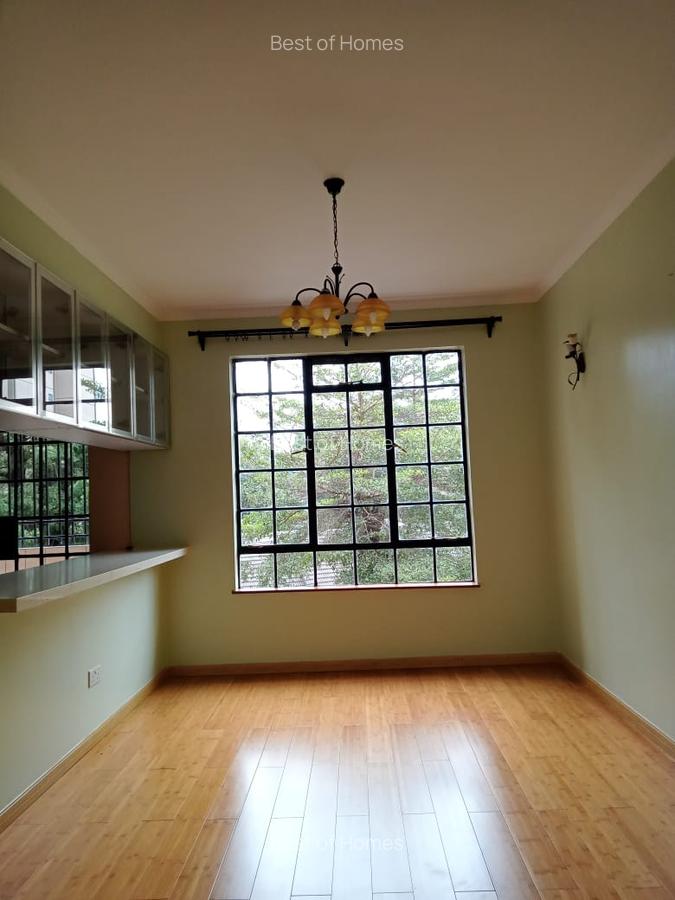 3 Bed Apartment with En Suite in Lavington - 4