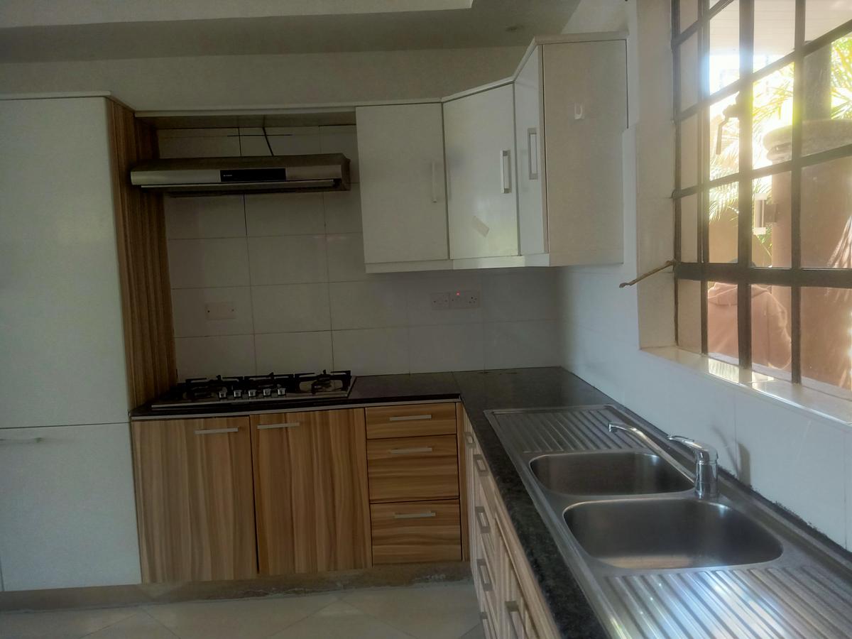 5 Bed Townhouse with En Suite at Kirawa Rd - 8