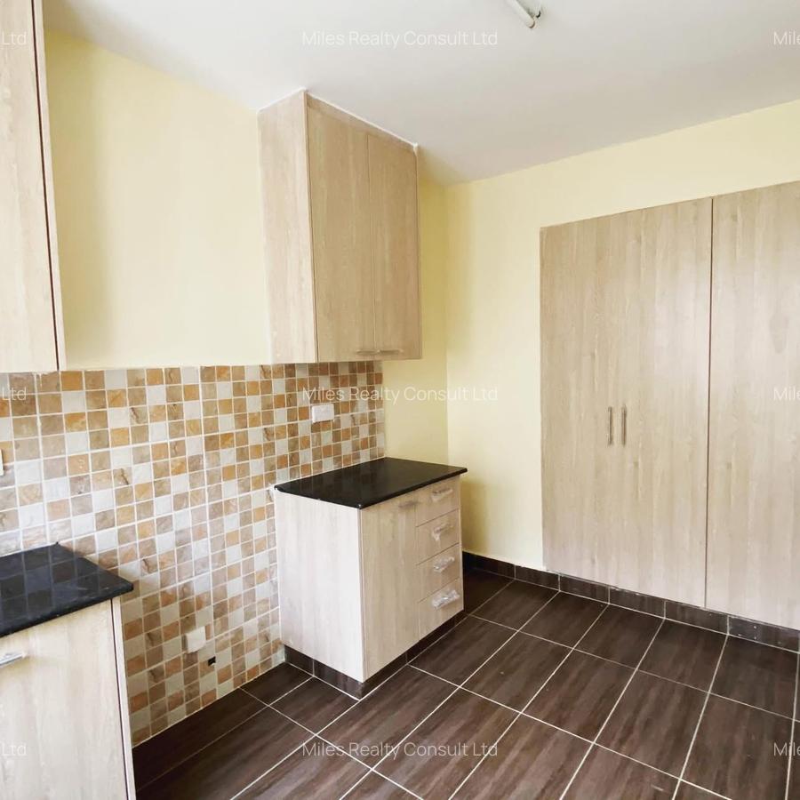 3 Bed Villa with En Suite at Edenville Two - 4