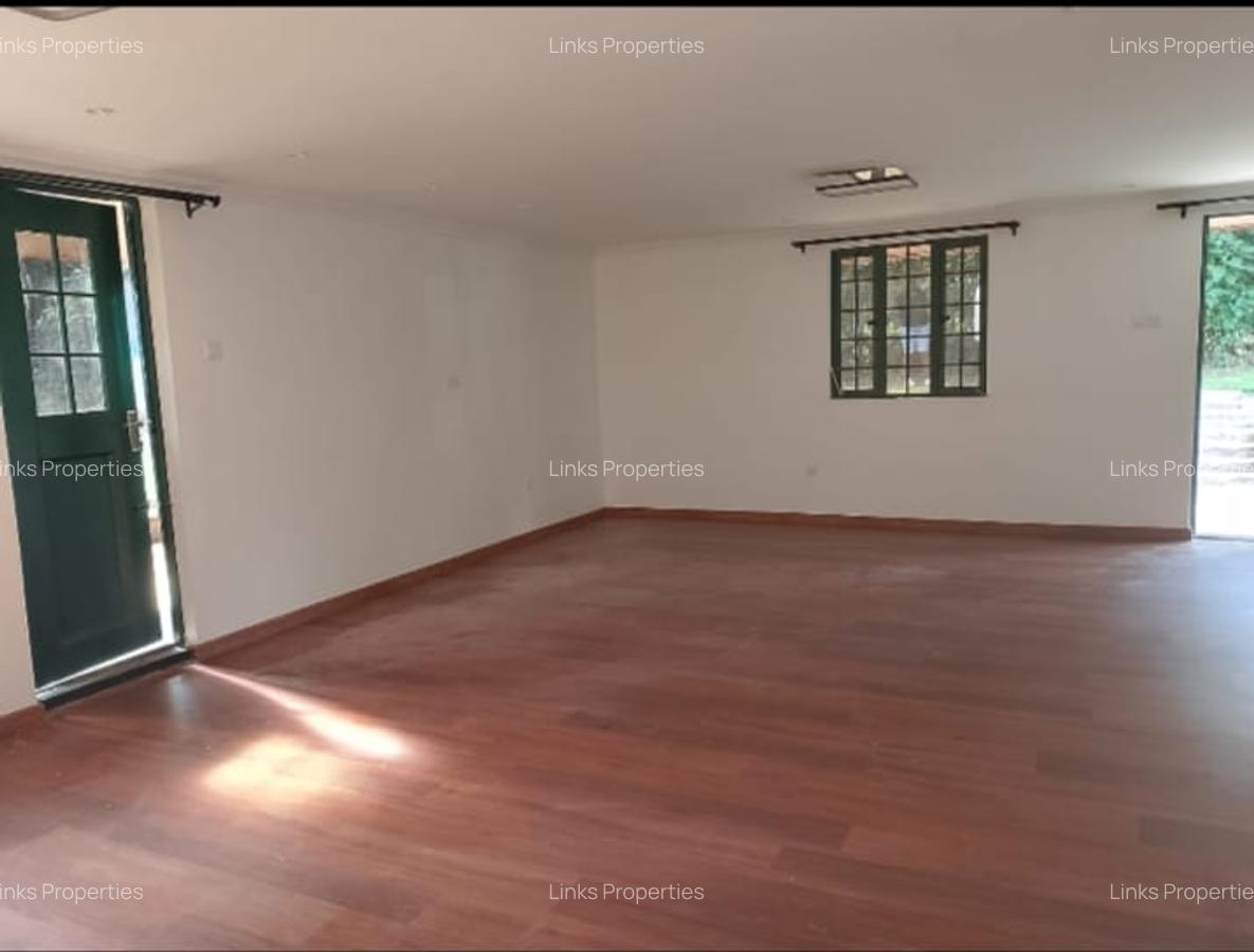 3 Bed House with En Suite at Karen - 10