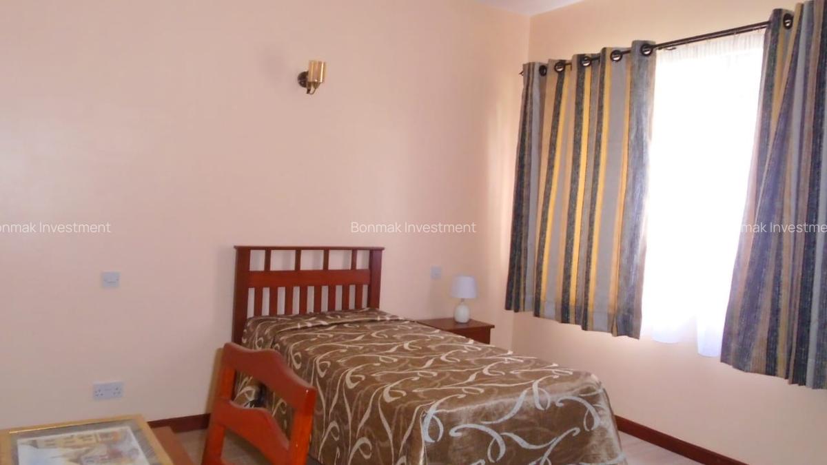 4 Bed Townhouse with En Suite at Lavington Green - 8