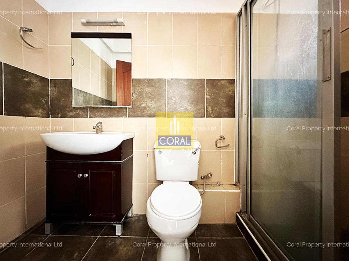 4 Bed Apartment in Parklands - 12