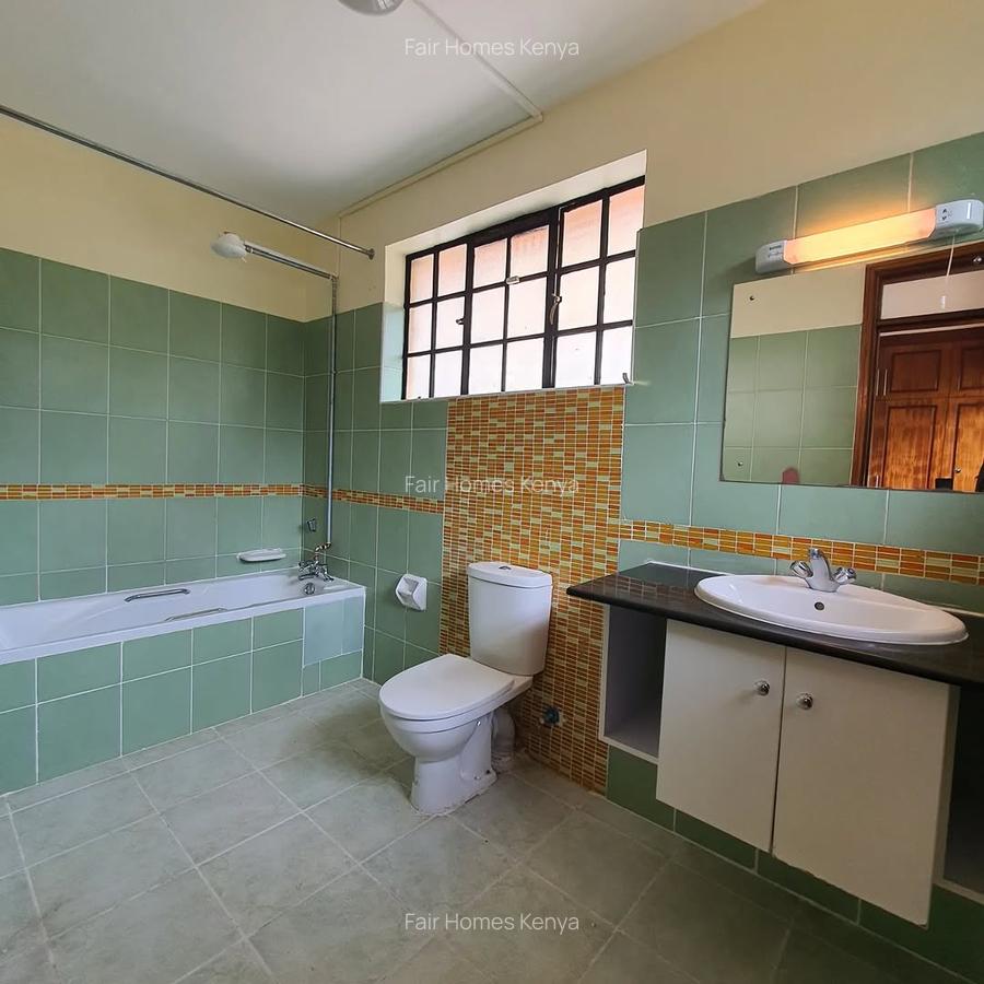 5 Bed Townhouse with En Suite at Kaputei Gardens - 13