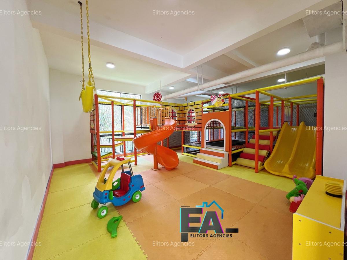 2 Bed Apartment with En Suite at Riverside Dr - 15