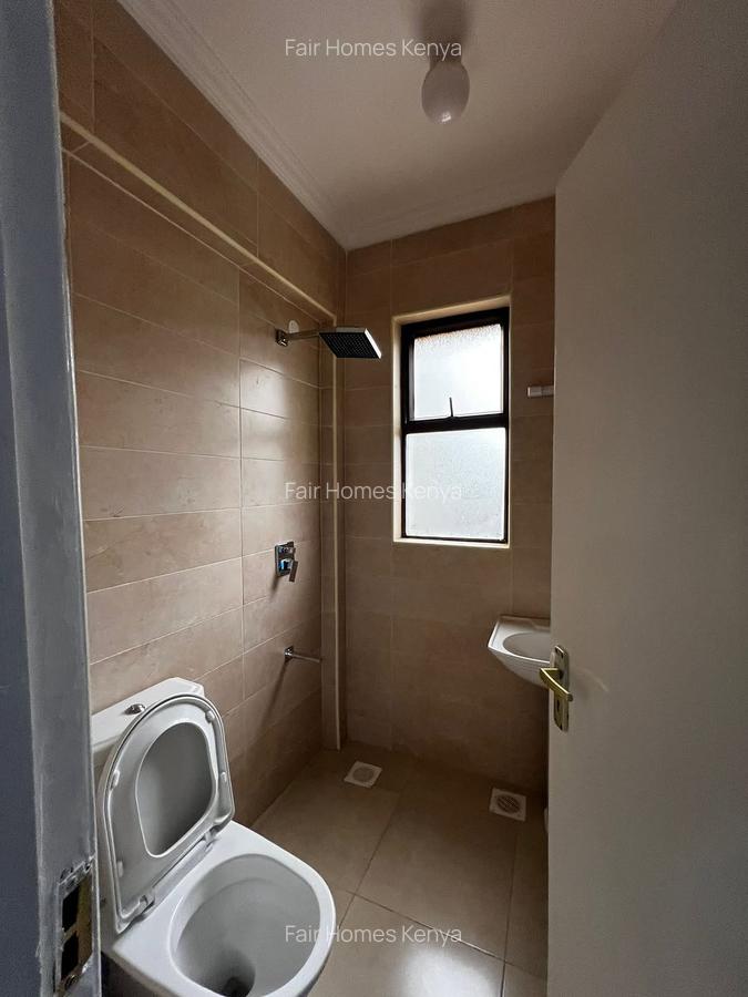 3 Bed Apartment with En Suite at Hatheru Road - 14