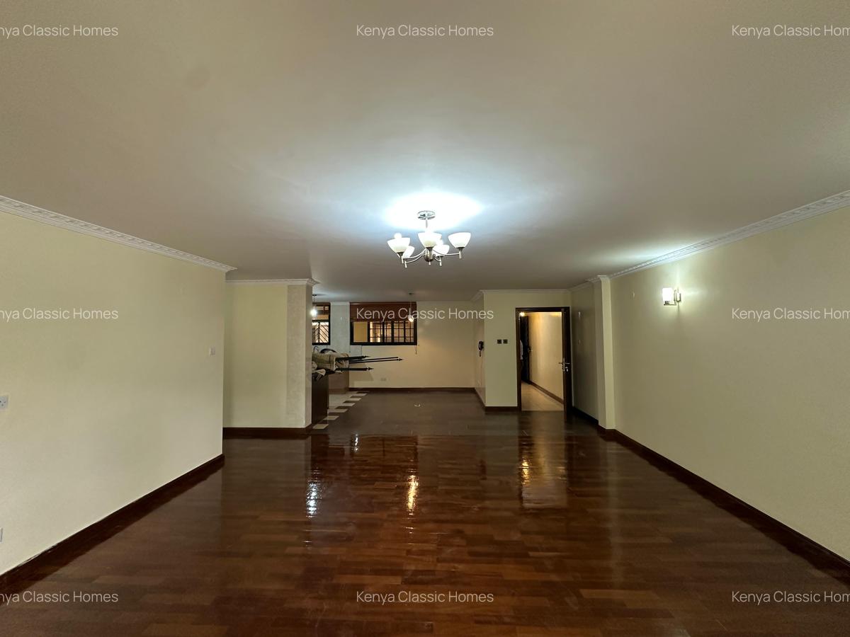 3 Bed Apartment with En Suite at Lavington - 3