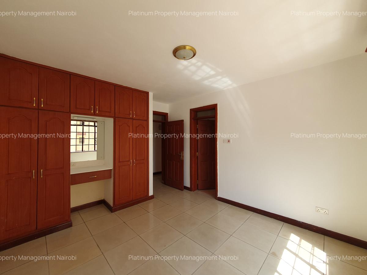 3 Bed Apartment with En Suite at Westlands Rd - 10