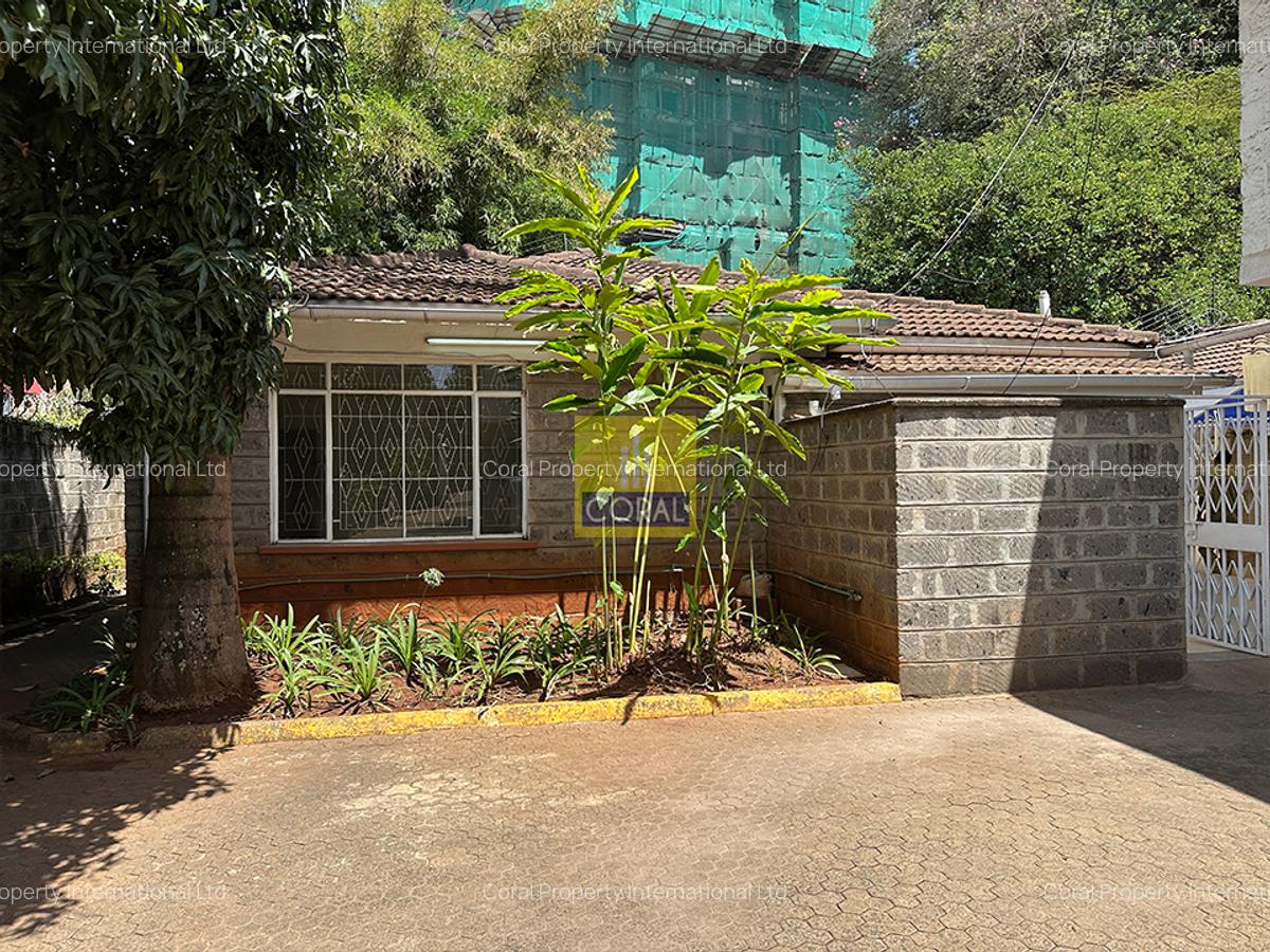 2 Bed Townhouse in Brookside - 11