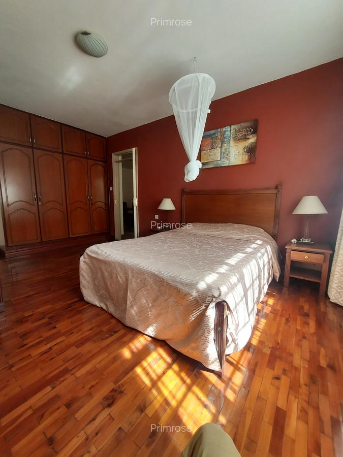 1 Bed Apartment with En Suite in Riverside - 8