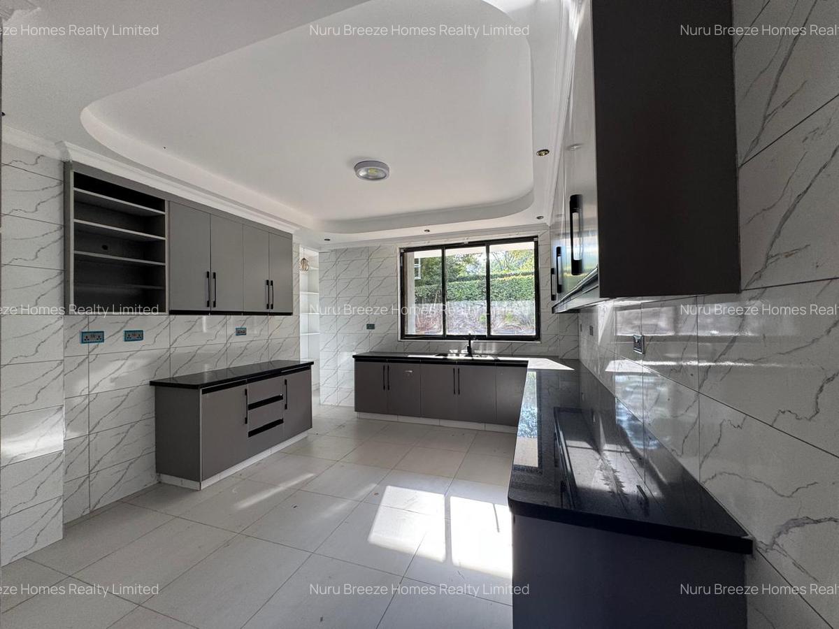 4 Bed Townhouse with En Suite in Karen - 10