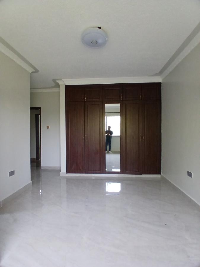 3 Bed Apartment with En Suite at Mbaazi Road - 14