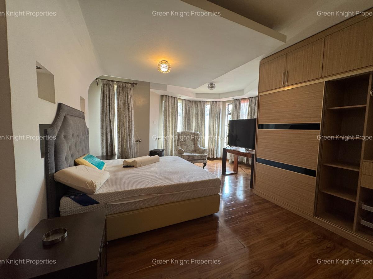 Serviced 3 Bed Apartment with En Suite in Kilimani - 3