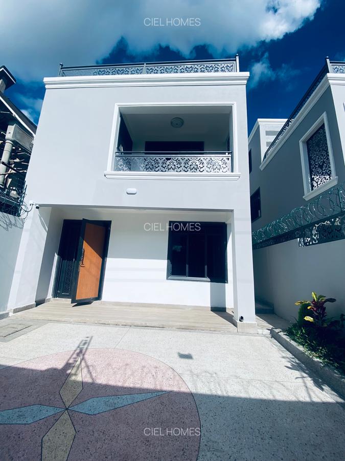 4 Bed Villa with En Suite at Eastern Bypass - 19