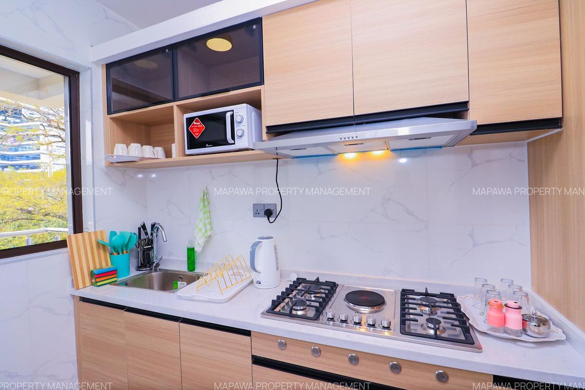 Serviced 3 Bed Apartment with En Suite in Riverside - 7